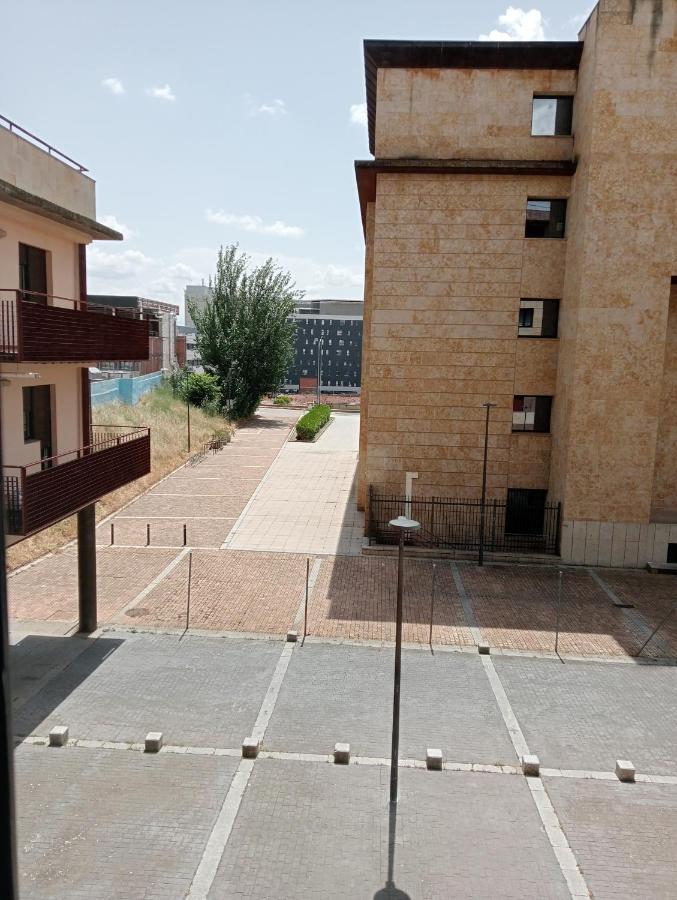 Vut Zona Peatonal, Parking Gratis, Terraza, 3 Dormitorios, Ascensor Apartamento *